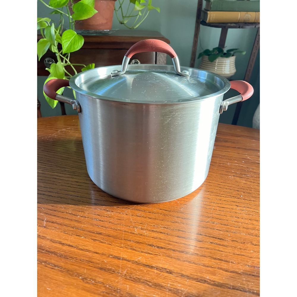 NapaStyle 8qt Stock Pot with Lid 18/10 Stainless Steel Copper Bottom T Q006